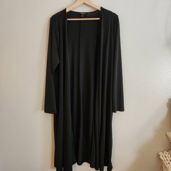 NWOT Torrid 1X Black Crepe Duster - Picture 2 of 9